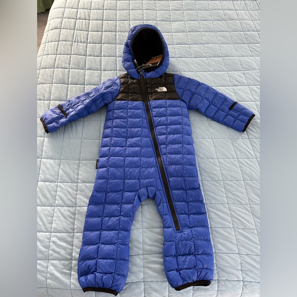The North Face Thermoball- Eco bunting NWT